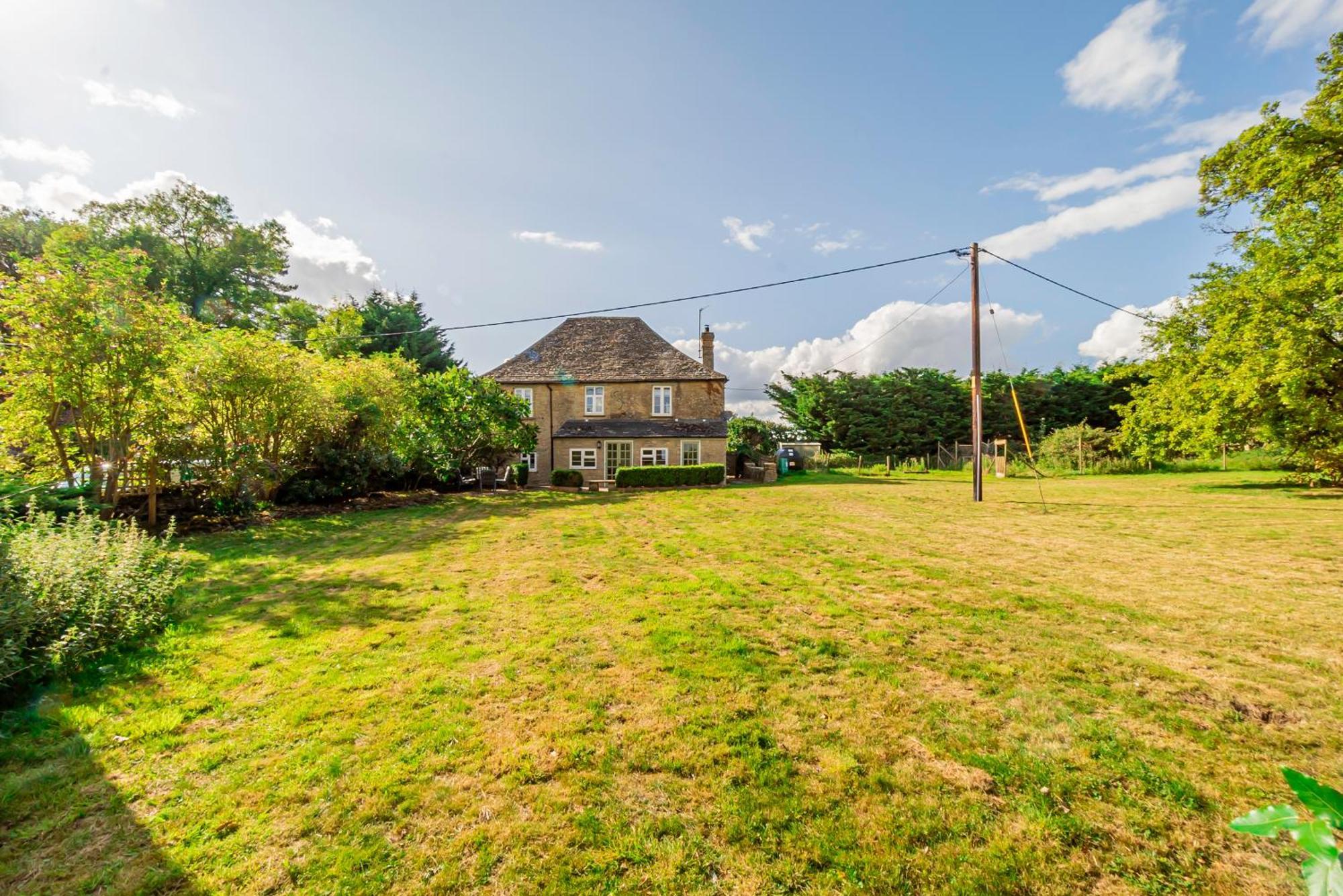 Long Hanborough Farmhouse Retreat, 4 Bed, Pet Friendly מראה חיצוני תמונה